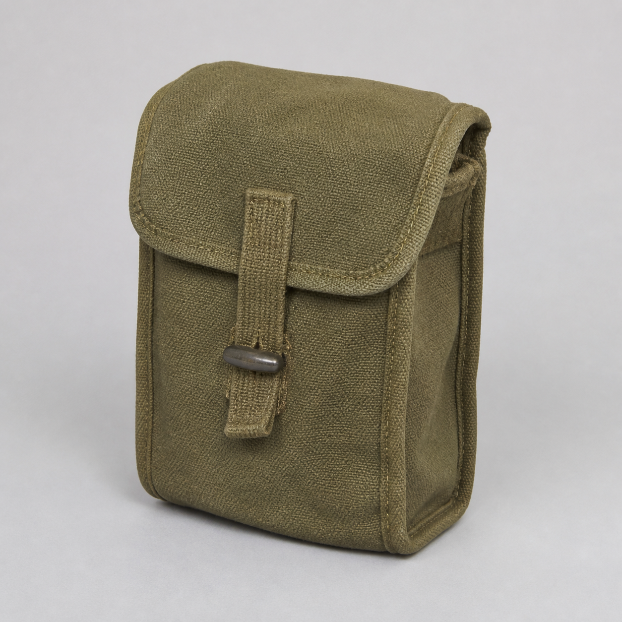 Canvas field pouch